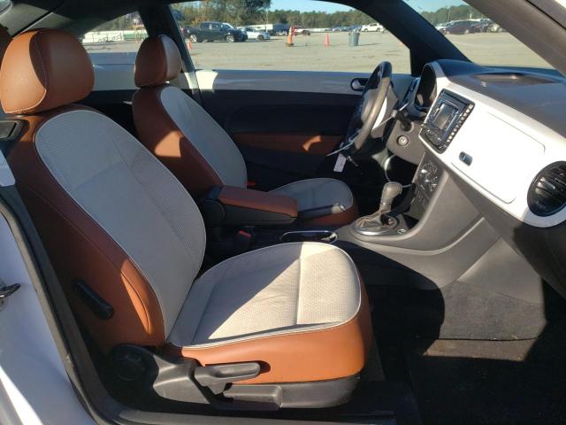 Photo 7 from auction – 2015 VOLKSWAGEN BEETLE 1.8 with VIN 3VWF17AT3FM601155