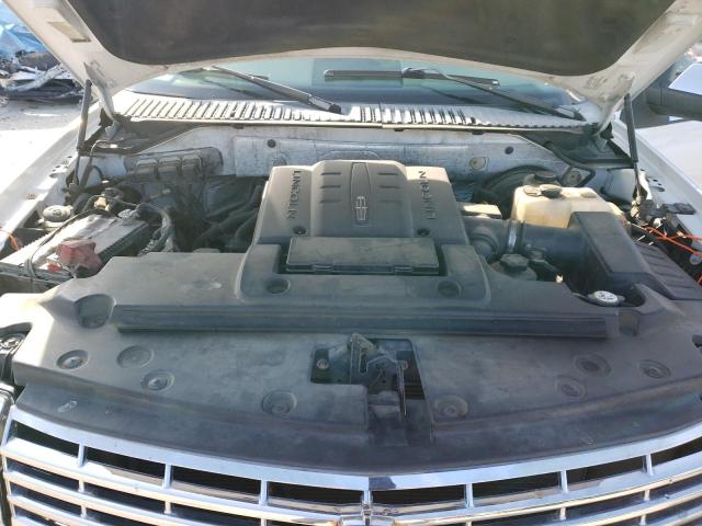 Photo 12 from auction – 2011 LINCOLN NAVIGATOR with VIN 5LMJJ3H54BEJ04332