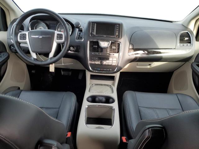 Photo 8 from auction – 2016 CHRYSLER TOWN & COU with VIN 2C4RC1CG3GR167093