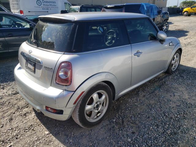 Photo 4 from auction – 2011 MINI COOPER with VIN WMWSU3C58BT094858