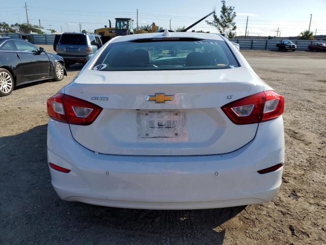 Photo 6 from auction – 2017 CHEVROLET CRUZE LT with VIN 3G1BE5SM0HS602434