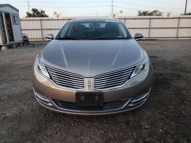 Photo 5 from auction – 2015 LINCOLN MKZ HYBRID with VIN 3LN6L2LU2FR629372