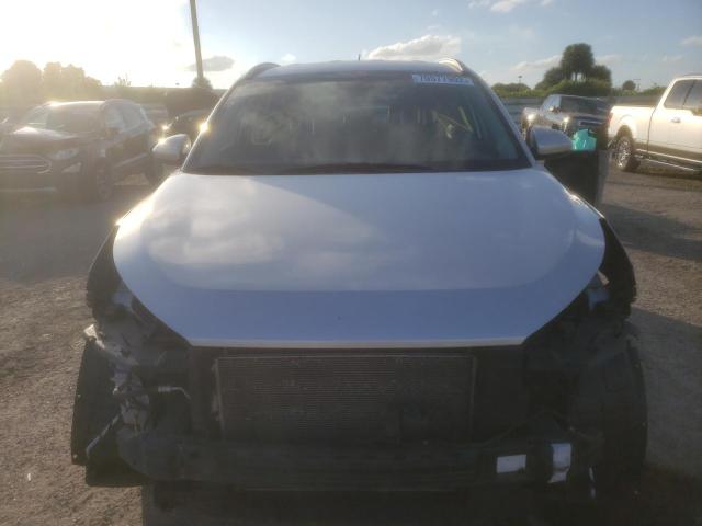 Photo 5 from auction – 2017 HYUNDAI TUCSON LIM with VIN KM8J33A43HU520191