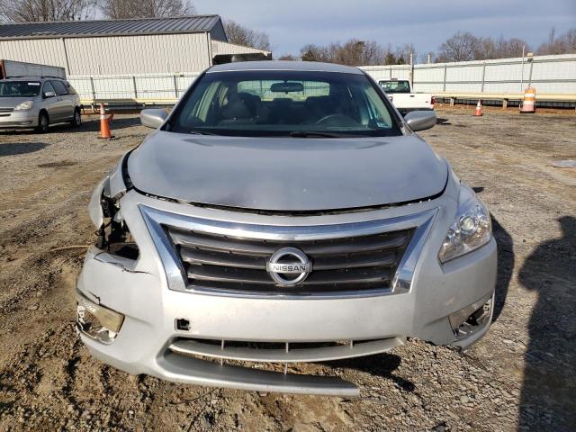 Photo 5 from auction – 2013 NISSAN ALTIMA 2.5 with VIN 1N4AL3AP1DC240676