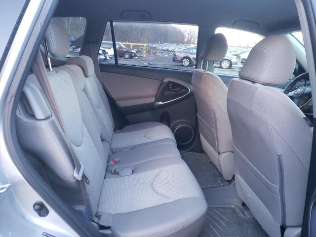 Photo 11 from auction – 2007 TOYOTA RAV4 with VIN JTMBD33V375058106