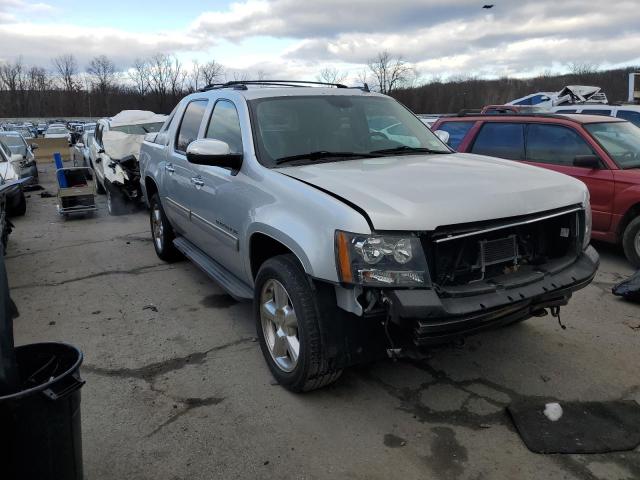 Photo 4 from auction – 2013 CHEVROLET AVALANCHE with VIN 3GNTKFE78DG128060