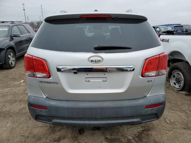 Photo 6 from auction – 2011 KIA SORENTO EX with VIN 5XYKU4A17BG002952