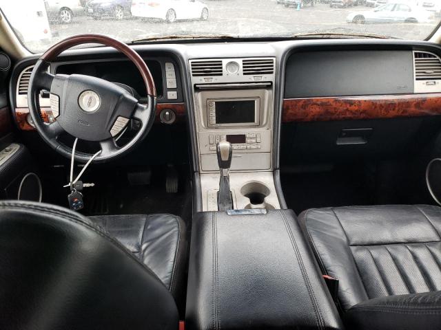 Photo 8 from auction – 2003 LINCOLN NAVIGATOR with VIN 5LMFU28R33LJ47647