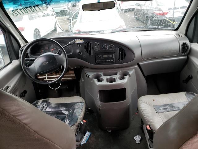 Photo 8 from auction – 2000 FORD ECONOLINE with VIN 1FBSS31L0YHB68381