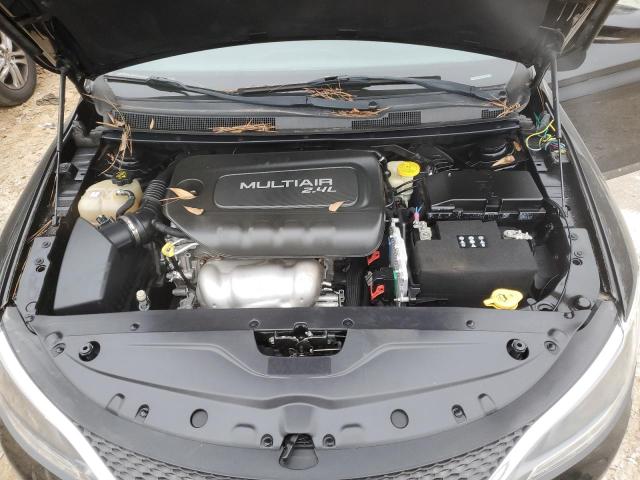 Photo 11 from auction – 2015 CHRYSLER 200 LIMITE with VIN 1C3CCCAB3FN675783