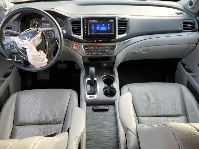Photo 8 from auction – 2017 HONDA RIDGELINE with VIN 5FPYK2F61HB006883