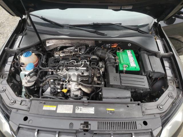 Photo 11 from auction – 2014 VOLKSWAGEN PASSAT SE with VIN 1VWBN7A30EC101487