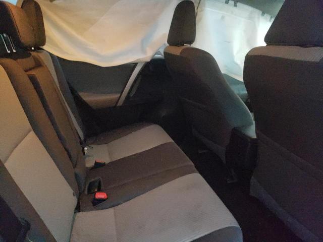 Photo 10 from auction – 2015 TOYOTA RAV4 LE with VIN 2T3BFREV8FW327976