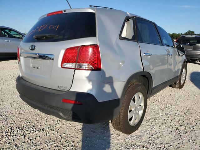 Photo 3 from auction – 2013 KIA SORENTO LX with VIN 5XYKT3A10DG356960