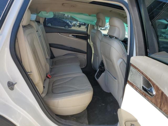 Zdjęcie 11 z aukcji – 2016 LINCOLN MKX RESERV z VIN 2LMTJ6LR5GBL53477