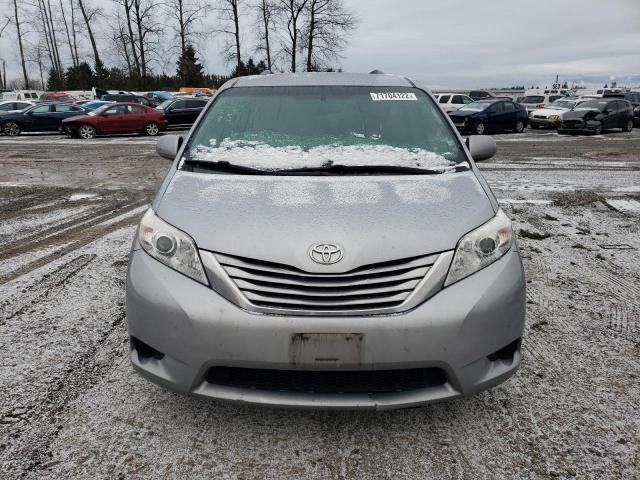 Photo 5 from auction – 2015 TOYOTA SIENNA LE with VIN 5TDKK3DC0FS685406