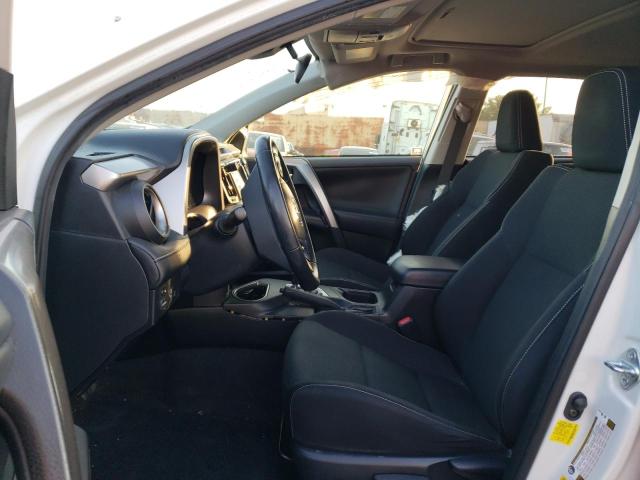 Photo 7 from auction – 2017 TOYOTA RAV4 XLE with VIN JTMWFREV0HJ718185