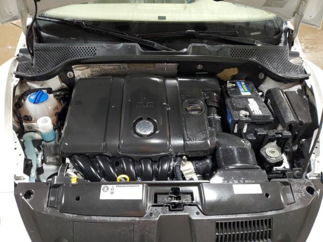 Photo 11 from auction – 2014 VOLKSWAGEN BEETLE with VIN 3VWJX7AT6EM612707