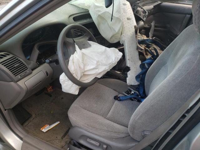Photo 7 from auction – 2002 TOYOTA CAMRY LE with VIN 4T1BE32K42U612266