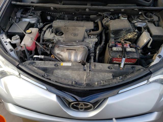 Photo 11 from auction – 2017 TOYOTA RAV4 LE with VIN 2T3BFREV9HW589217