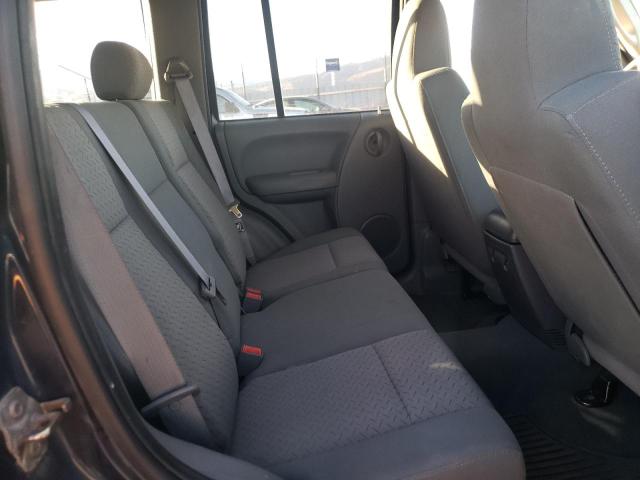 Photo 11 from auction – 2005 JEEP LIBERTY RE with VIN 1J4GL38K05W613733