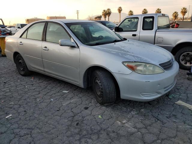 Photo 4 from auction – 2004 TOYOTA CAMRY LE with VIN 4T1BE32K34U833392