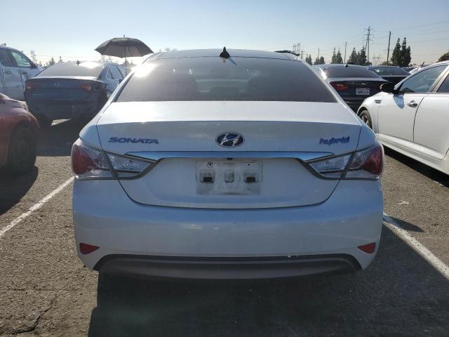 Photo 6 from auction – 2012 HYUNDAI SONATA HYB with VIN KMHEC4A47CA055030