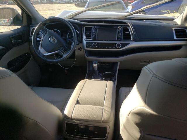 Photo 8 from auction – 2019 TOYOTA HIGHLANDER with VIN 5TDJZRFH5KS619012