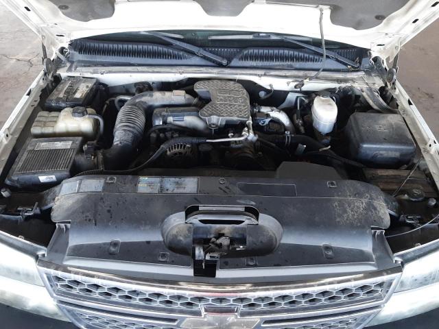 Photo 11 from auction – 2005 CHEVROLET SILVERADO with VIN 1GCHK23285F963495