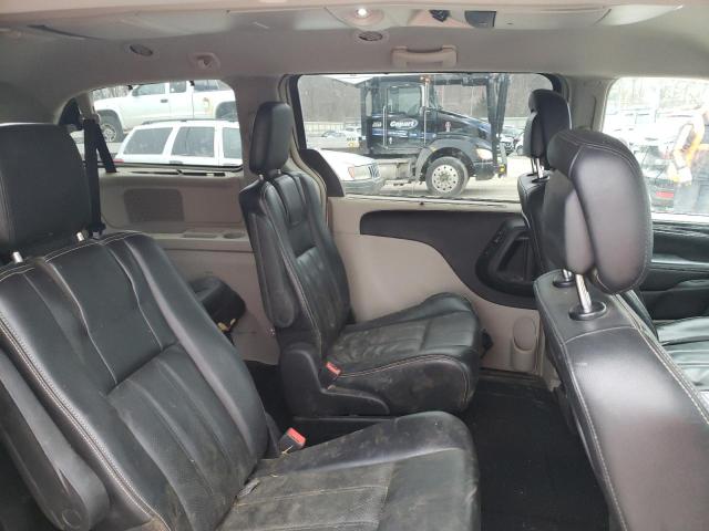 Photo 11 from auction – 2012 CHRYSLER TOWN & COU with VIN 2C4RC1CG9CR386442
