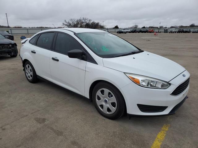 Photo 4 from auction – 2016 FORD FOCUS S with VIN 1FADP3E22GL257992