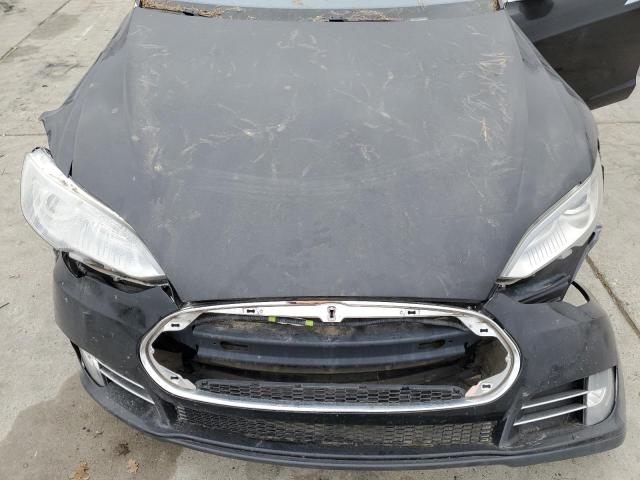 Photo 11 from auction – 2013 TESLA MODEL S with VIN 5YJSA1CG4DFP27394