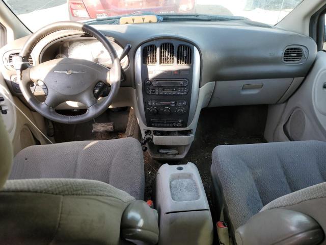 Photo 8 from auction – 2005 CHRYSLER TOWN & COU with VIN 2C4GP54L65R502102