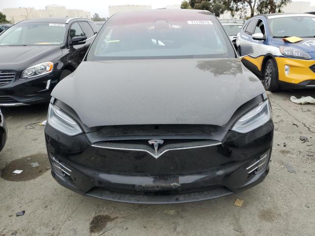 Photo 5 from auction – 2017 TESLA MODEL X with VIN 5YJXCBE2XHF034553