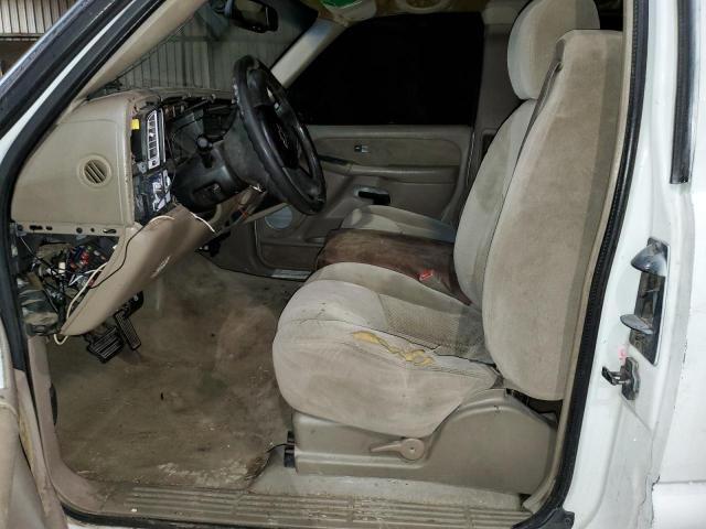 Photo 7 from auction – 2003 CHEVROLET SILVERADO with VIN 2GCEC19T931119108