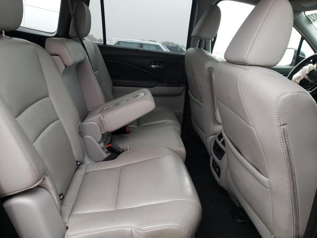 Photo 11 from auction – 2016 HONDA PILOT TOUR with VIN 5FNYF5H99GB047282