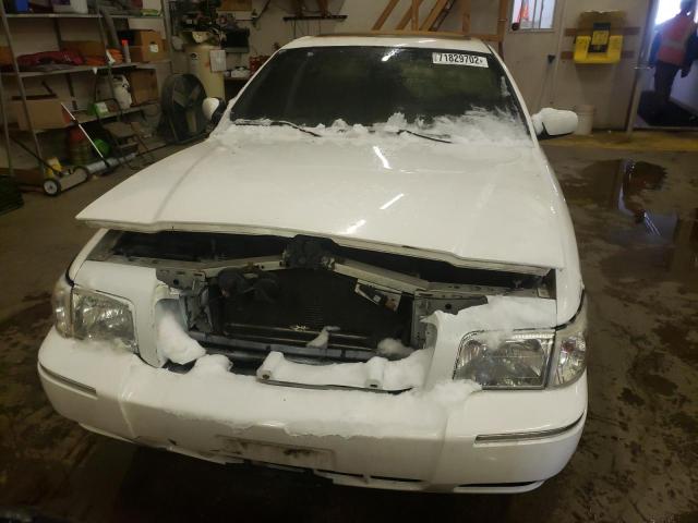 Photo 5 from auction – 2011 MERCURY GRAND MARQ with VIN 2MEBM7FV5BX600184