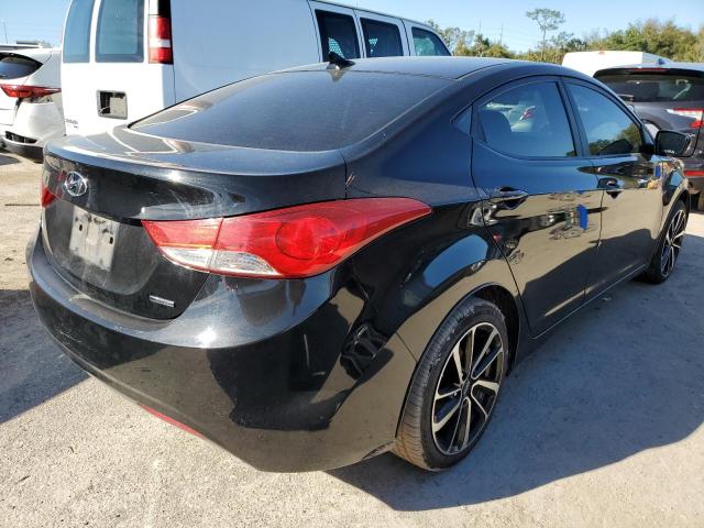 Photo 3 from auction – 2011 HYUNDAI ELANTRA GL with VIN 5NPDH4AE0BH010982