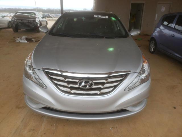 Photo 5 from auction – 2013 HYUNDAI SONATA SE with VIN 5NPEC4AC3DH600615