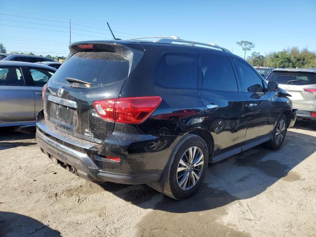 Photo 3 from auction – 2017 NISSAN PATHFINDER with VIN 5N1DR2MN0HC620667