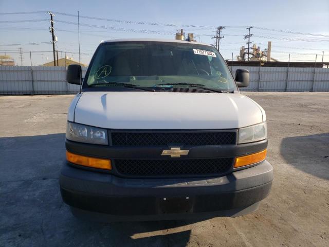 Photo 5 from auction – 2018 CHEVROLET EXPRESS G2 with VIN 1GCWGAFG6J1343553