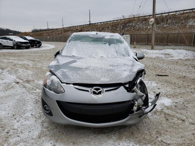 Photo 5 from auction – 2012 MAZDA MAZDA2 with VIN JM1DE1LY1C0145451