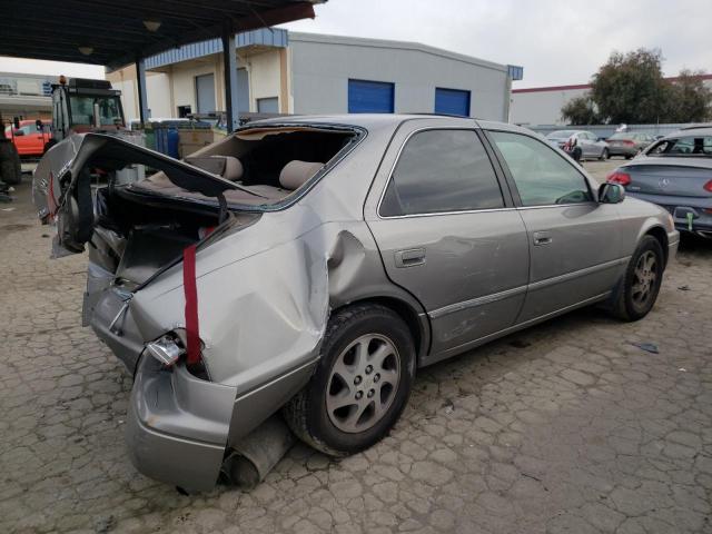 Photo 3 from auction – 1998 TOYOTA CAMRY CE with VIN 4T1BF28K1WU073738