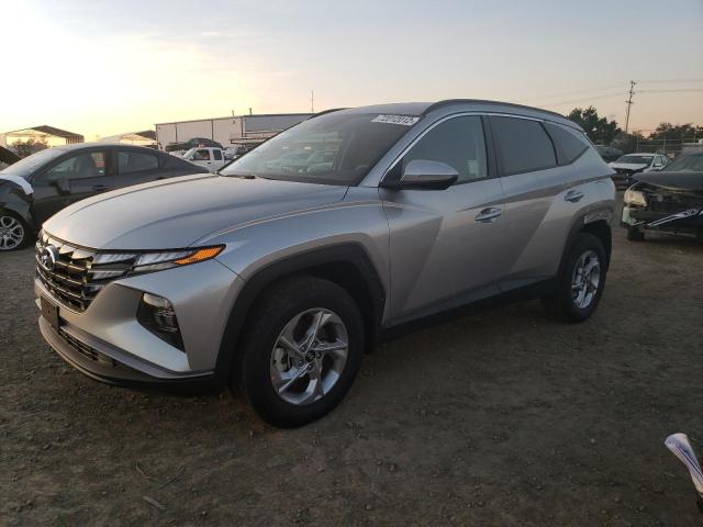 HYUNDAI TUCSON SEL 2023 with VIN 5NMJBCAE2PH166976 - Photo from auction