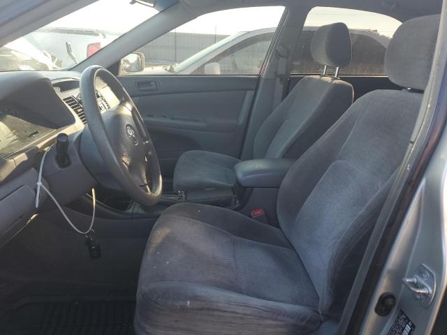 Photo 7 from auction – 2004 TOYOTA CAMRY LE with VIN JTDBE32K040271575