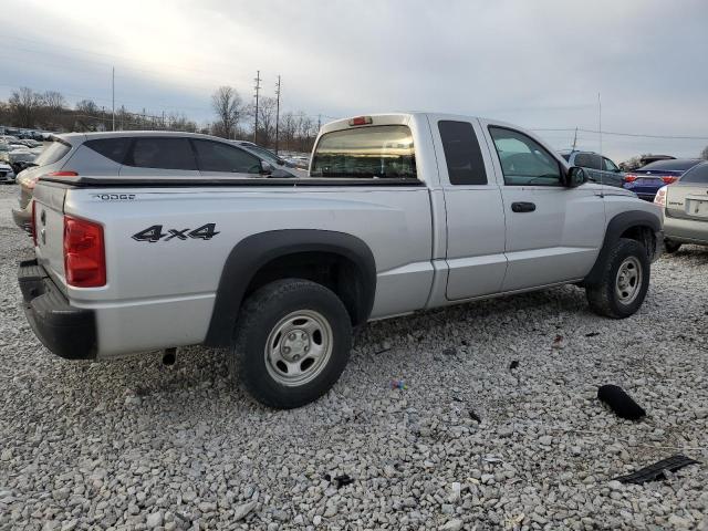 Photo 3 from auction – 2005 DODGE DAKOTA ST with VIN 1D7HW22K85S271675