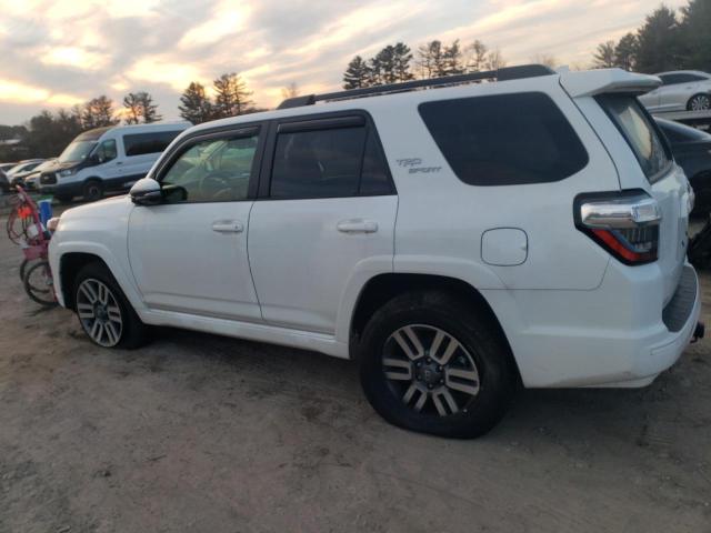 Photo 2 from auction – 2022 TOYOTA 4RUNNER SR with VIN JTESU5JR7N5977357
