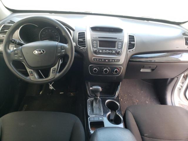 Photo 8 from auction – 2014 KIA SORENTO LX with VIN 5XYKTCA64EG529778