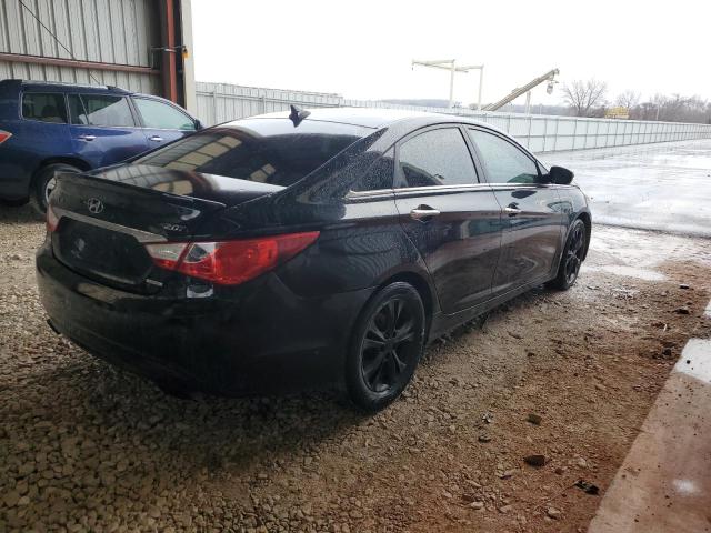 Photo 3 from auction – 2011 HYUNDAI SONATA SE with VIN 5NPEC4AB0BH293635