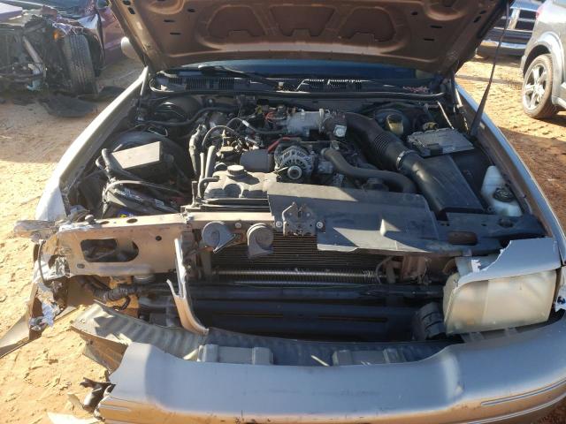 Photo 11 from auction – 2008 FORD CROWN VICT with VIN 2FAHP71V08X162702